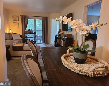 6602 Lake Park Drive - Photo Thumbnail 20