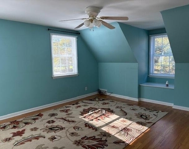 815 Hewett Drive - Photo Thumbnail 13
