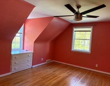 815 Hewett Drive - Photo Thumbnail 11