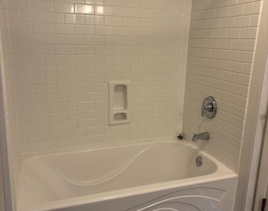 815 Hewett Drive - Photo Thumbnail 14