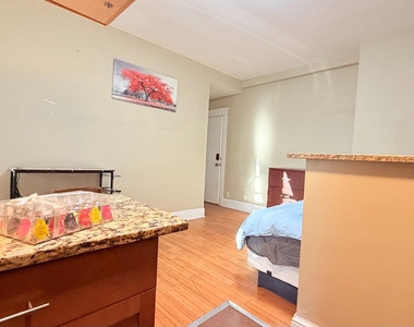 6645 Georgia Avenue Nw - Photo Thumbnail 7