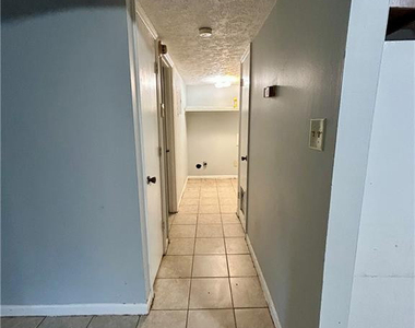 6320 Marykirk Drive - Photo Thumbnail 7