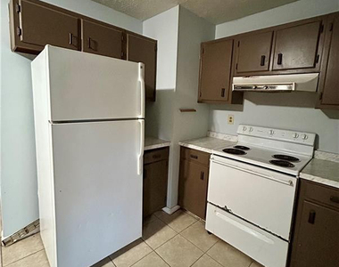 6320 Marykirk Drive - Photo Thumbnail 5