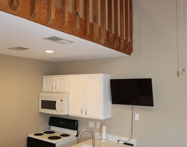 2210 Pearl St - Photo Thumbnail 20