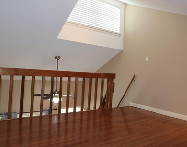 2210 Pearl St - Photo Thumbnail 18