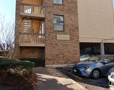 2210 Pearl St - Photo Thumbnail 1
