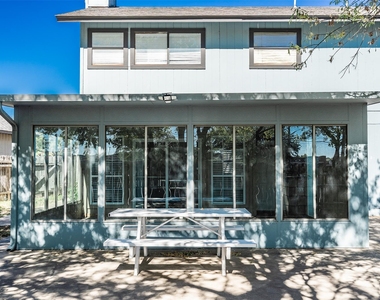 2106 Lamplight Village Cir - Photo Thumbnail 16