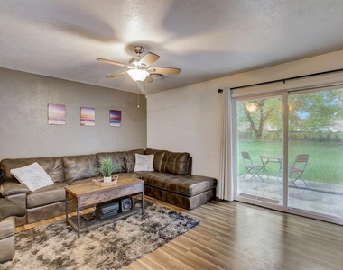 1208 S 19th St - Photo Thumbnail 9