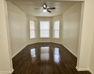 6212 S Bishop Street - Photo Thumbnail 3