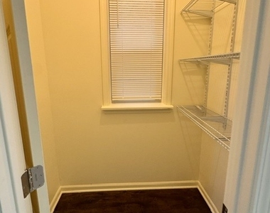 6212 S Bishop Street - Photo Thumbnail 11
