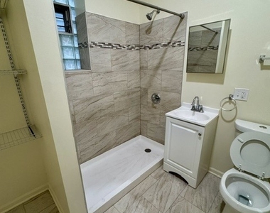 6212 S Bishop Street - Photo Thumbnail 10