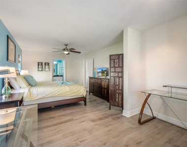 4516 Sw 21st Place - Photo Thumbnail 34