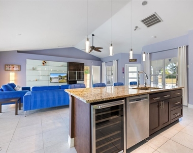 4516 Sw 21st Place - Photo Thumbnail 15