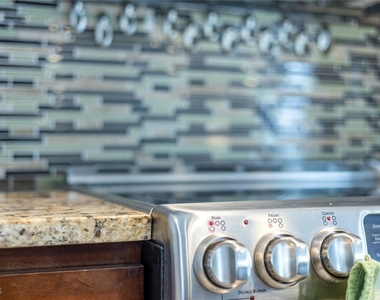 4516 Sw 21st Place - Photo Thumbnail 17