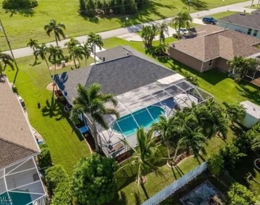 4516 Sw 21st Place - Photo Thumbnail 10
