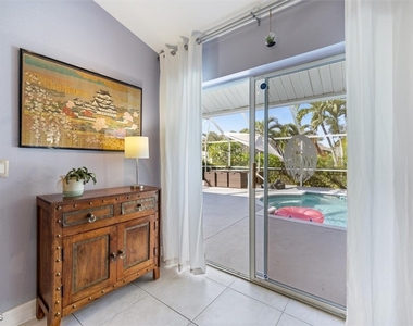 4516 Sw 21st Place - Photo Thumbnail 13