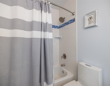 4516 Sw 21st Place - Photo Thumbnail 44
