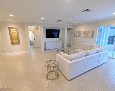 12839 Carrington Circle - Photo Thumbnail 6