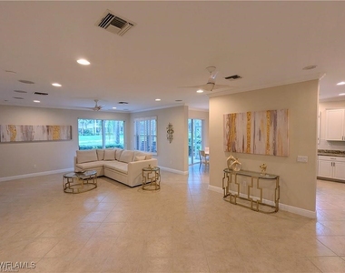 12839 Carrington Circle - Photo Thumbnail 3