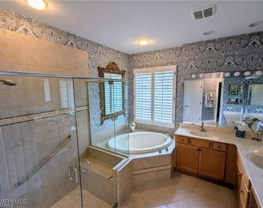 12839 Carrington Circle - Photo Thumbnail 9