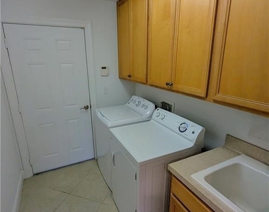 12839 Carrington Circle - Photo Thumbnail 15