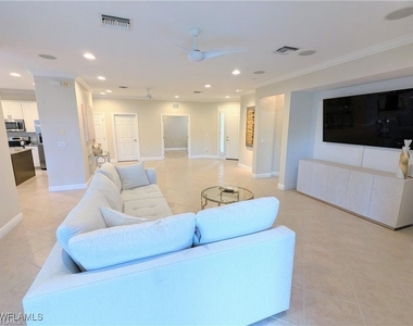 12839 Carrington Circle - Photo Thumbnail 2