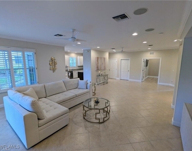 12839 Carrington Circle - Photo Thumbnail 7