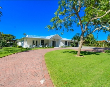 1555 Crayton Road - Photo Thumbnail 2