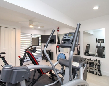 1555 Crayton Road - Photo Thumbnail 16
