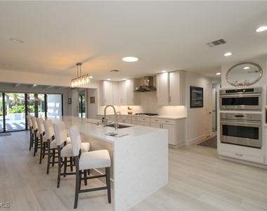 1555 Crayton Road - Photo Thumbnail 6