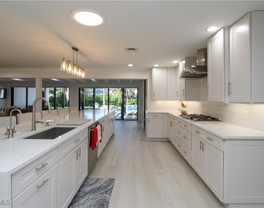 1555 Crayton Road - Photo Thumbnail 8