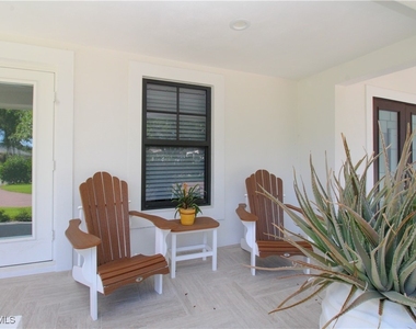 1555 Crayton Road - Photo Thumbnail 4