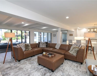 1555 Crayton Road - Photo Thumbnail 10