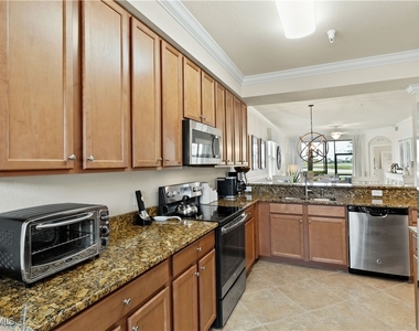 17971 Bonita National Boulevard - Photo Thumbnail 10