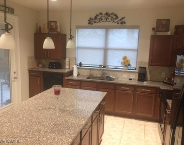 5728 Mayflower Way - Photo Thumbnail 17
