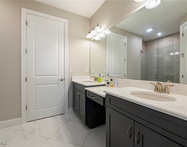 15191 Tolmino Street - Photo Thumbnail 12