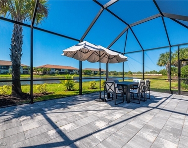 15191 Tolmino Street - Photo Thumbnail 20
