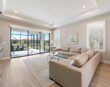 15191 Tolmino Street - Photo Thumbnail 4