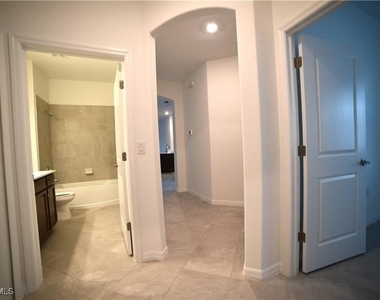 2665 Vine Avenue - Photo Thumbnail 16