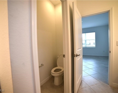 2665 Vine Avenue - Photo Thumbnail 14