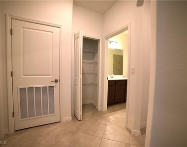 2665 Vine Avenue - Photo Thumbnail 11