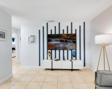 1029 Park Drive - Photo Thumbnail 3