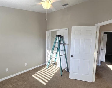 1302 Denman Court - Photo Thumbnail 17