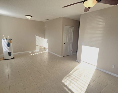 1302 Denman Court - Photo Thumbnail 8