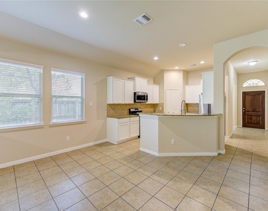 19306 Boulder Bay Lane - Photo Thumbnail 14