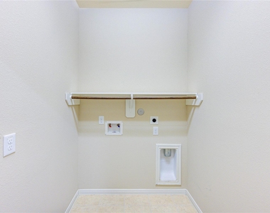 19306 Boulder Bay Lane - Photo Thumbnail 34