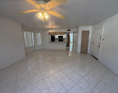 8722 Rain Forest Place - Photo Thumbnail 6