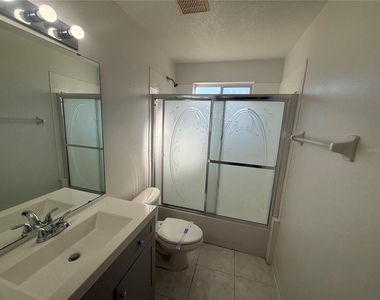 8722 Rain Forest Place - Photo Thumbnail 11