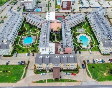 6300 Seawall Boulevard - Photo Thumbnail 3