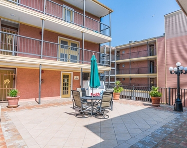 6300 Seawall Boulevard - Photo Thumbnail 5